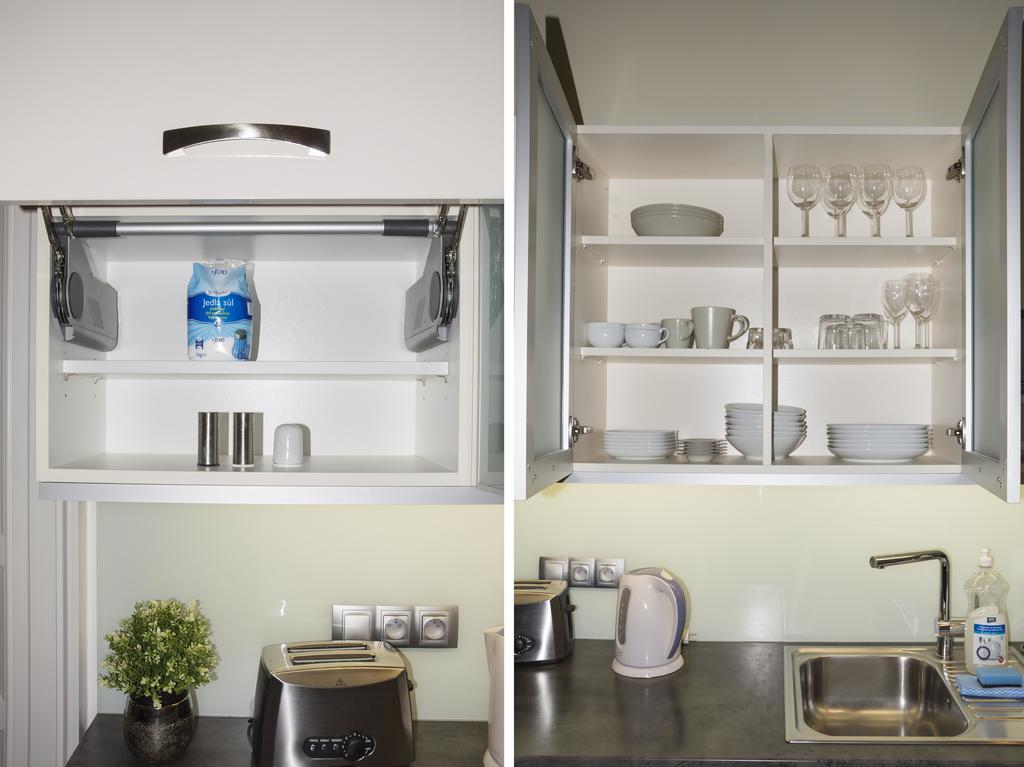 Modern Apartment Vsehrdova Прага Екстериор снимка